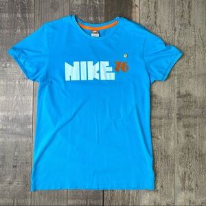 NIKE Gray Label 76' Sunburst Vintage Look Bright Blue Tee Shirt with Pin